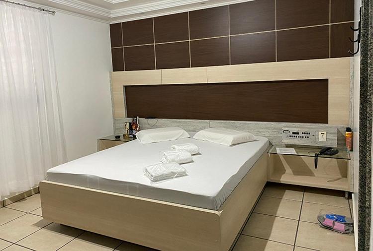 Motel 2000 Guarulhos Habitación foto